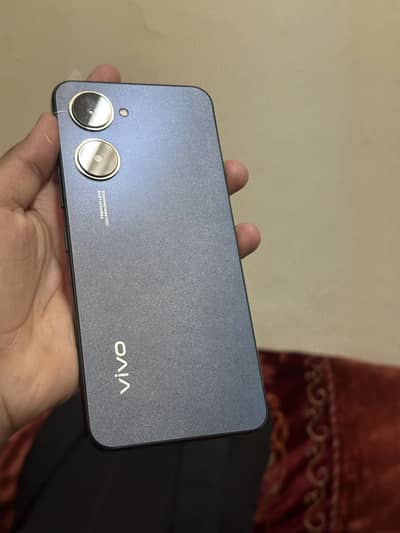 Vivo y03t (4+4/128) good condition