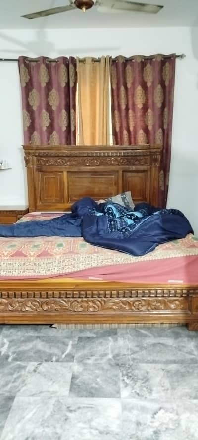 Wooden King Bed Set (Dressing + 2 Side Tables)