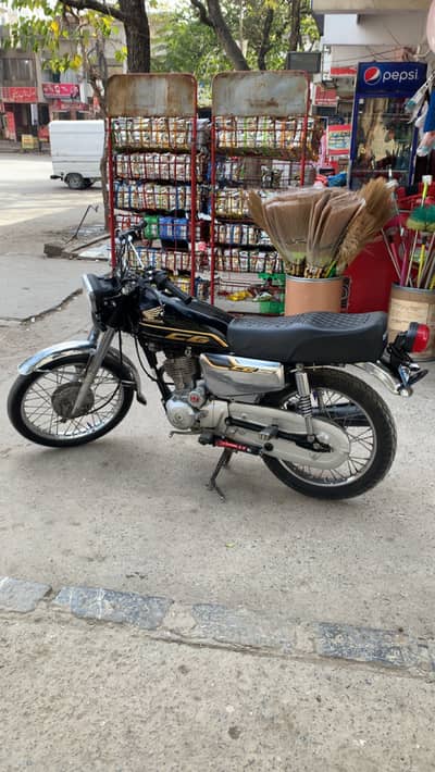 Honda 125 special edition self start