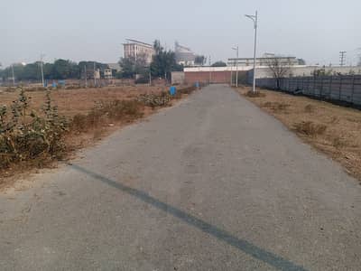 Low Budget Good Investment At Beautiful Location 5 Marla Plot For Sale