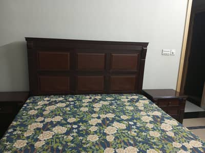 Brand New King Size Bed with 2 Side Tables – Used Only 15 Days