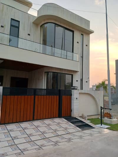 Elegant 5 Marla Moroccan-Style House For Sale Park View City, Lahore