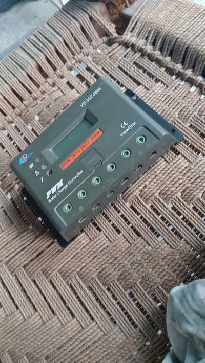 e solar charger controller