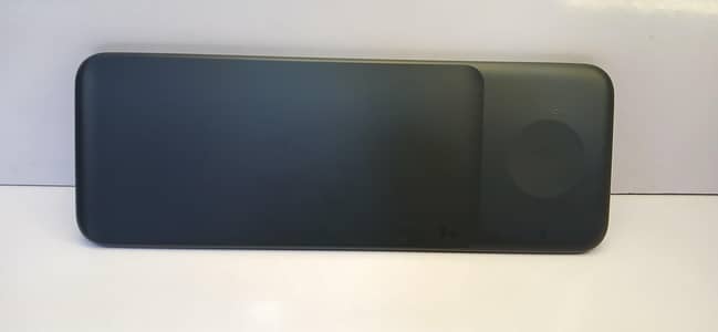 SAMSUNG WIRELESS CHARGER Also you can charge smart watch