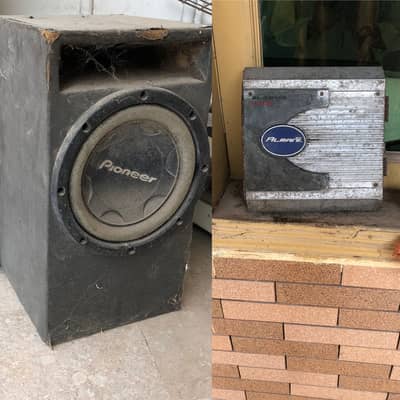 Pioneer woofer TS-W306C with amplifier