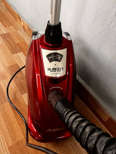 SUBOOM Standing Garment Steamer ST-CT/338T – Barely Used (Lahore)