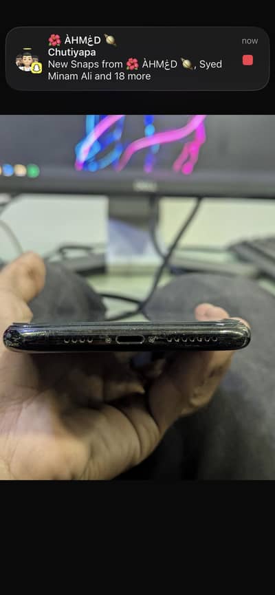 iPhone 11 Pro Max Rs 42k
