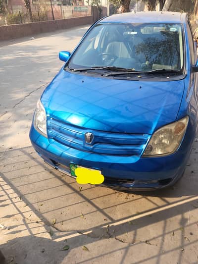 Toyota vitz ( ist) 2002. . . . 1.3