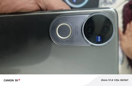 vivo v50 12/256 10/9.5 condision