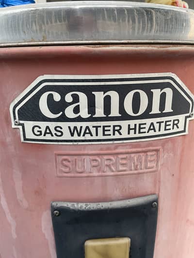 Canon Supreme 55 Gallon used GAS geyser in Lahore Eme society.
