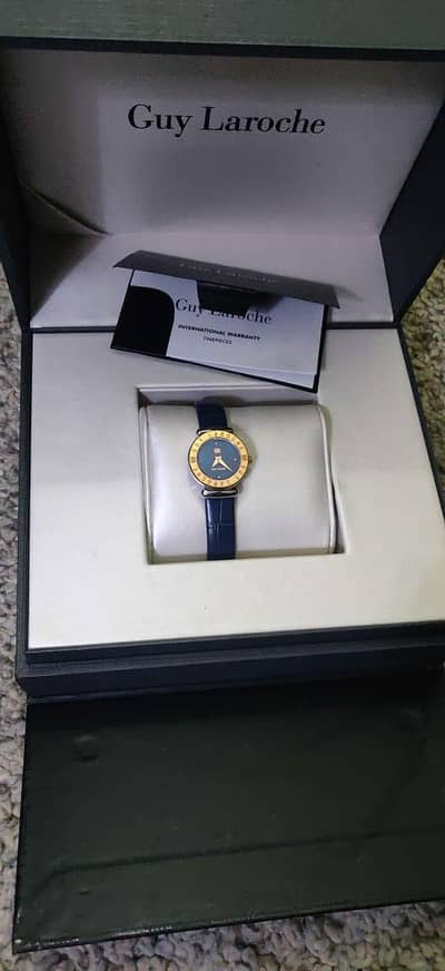 Guy Laroche Women Wrist watch