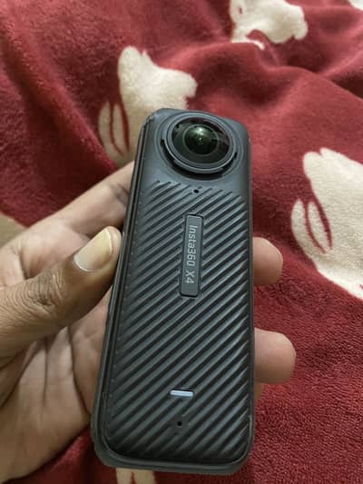 Insta 360x4