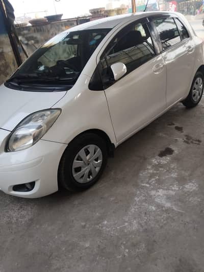 TOYOTA VITZ 1.0F SAFETY 2009/2012