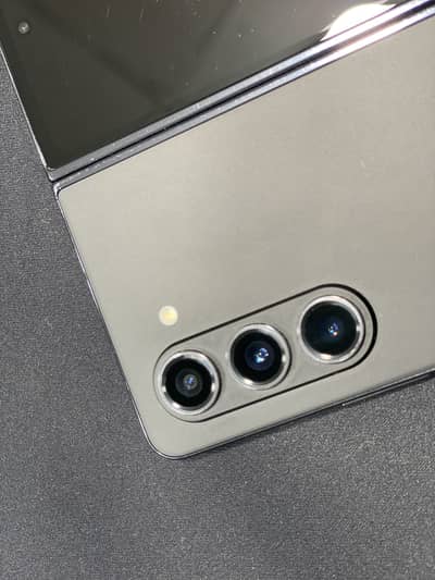 Samsung Galaxy Z Fold 5 – 12/512 PTA Approved