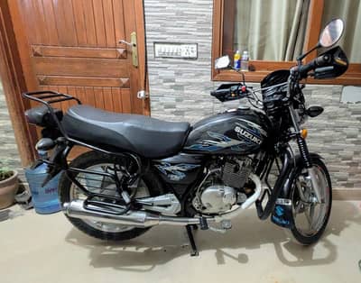 Suzuki 150se 2021 Dec in Excellent condition