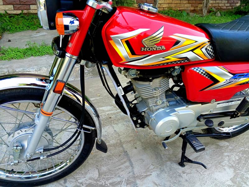 Honda 125 Model 2024/2025 Red Fabulous Lush Condition Genuine For sale ...