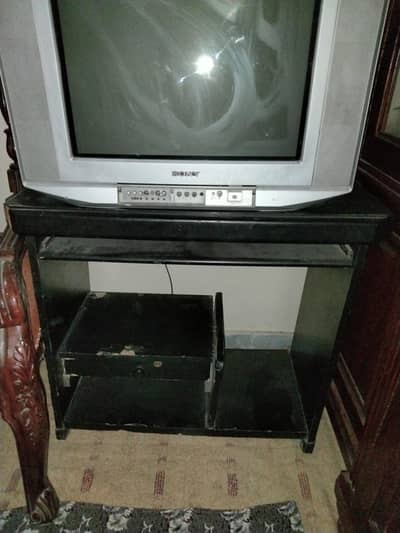 interwood dresser and tv showcase