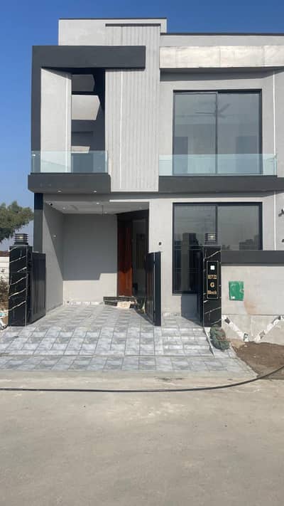 I RENTOUT 5 MARLA BRAND NEW HOUSE IN BAHRIA ORCHARD LAHORE