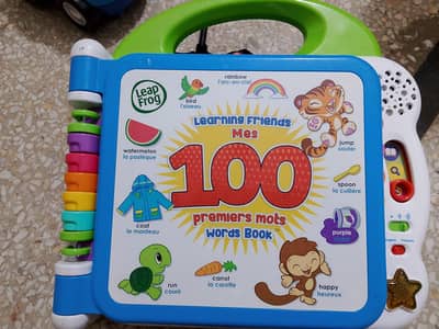 100 Premiers Mots Words Book ( lot ka mall majood ha )