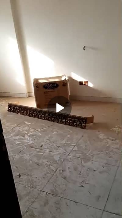 2 bed lounge flat like paint house for rent