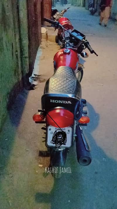 Honda CG 125 red 2014 April purchase