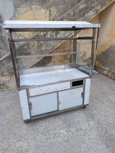 5ft counter for sale. brand new counter.