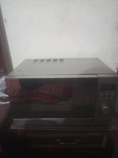 microwave oven