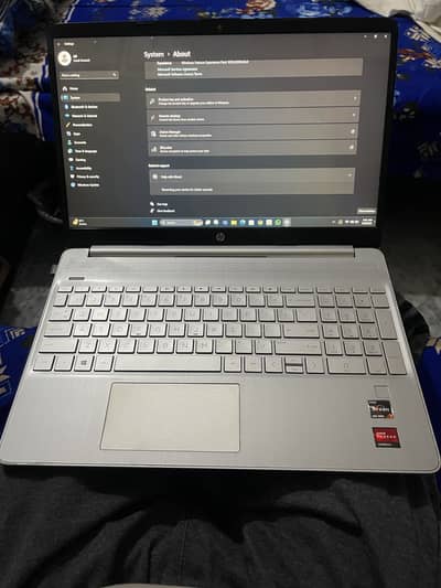 hp laptop 15 ef1xxx 4700u