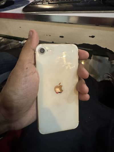 Iphone SE 2020 81% battery health all ok phone 9/10 Condition 64gb