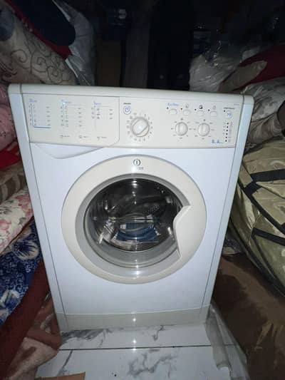 indesit washing macihine plus dryer