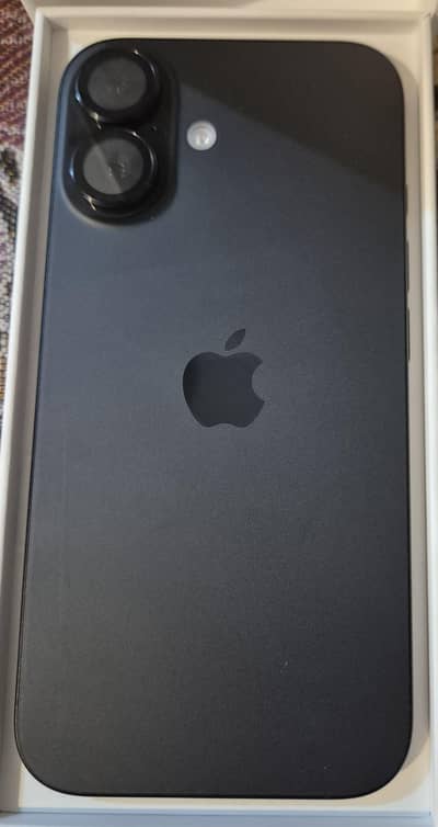 iPhone 16 Black Color
