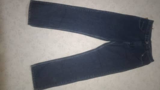 STOCK LOT: 125+ Pcs Men’s Jeans & Pants - Wholesale Clearance