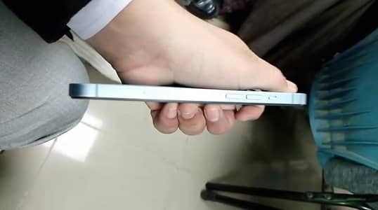 I phone 14 plus 128gb jv Sim time available