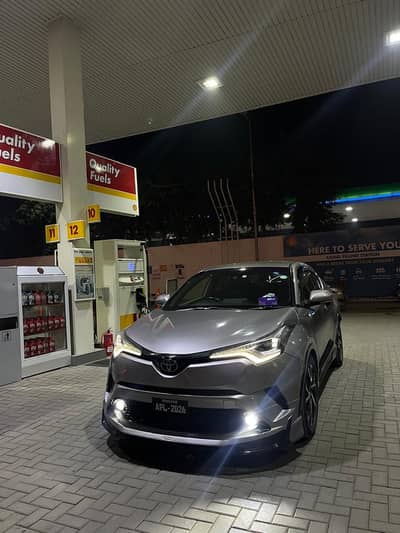 TOYOTA C-HR G Led edtion