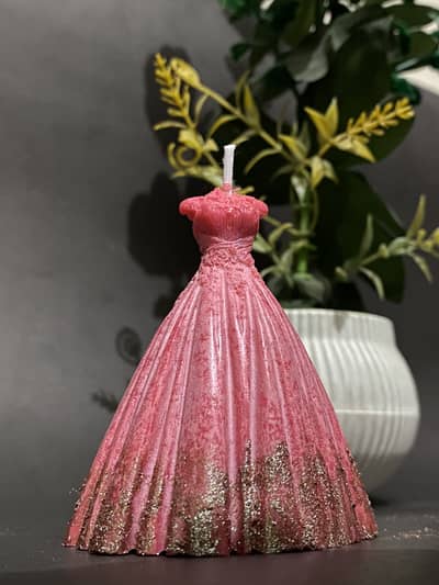 Bridal dress design candle