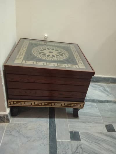 02side table with one large table