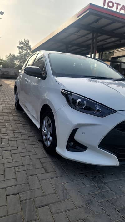 Toyota Yaris X hatchback