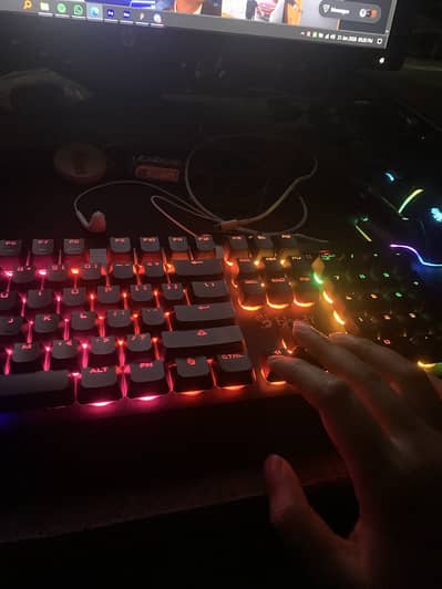 Bloody B500N - Mecha-Like Switch Neon Backlit Gaming Keyboard