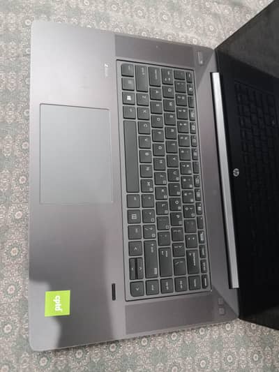 hp zee book with touch screen