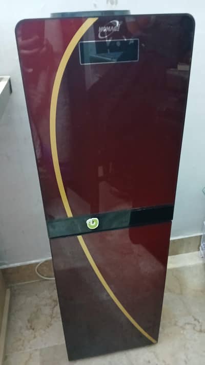 Homage water dispenser