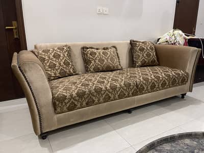 Sofa set with center table