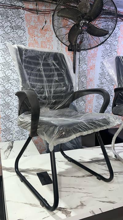 FIXED VISTOR OFFICE CHAIR