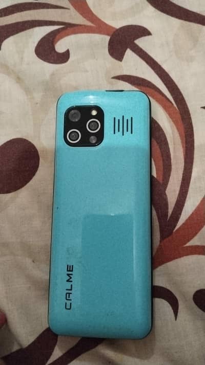 calme spark touchscreen phone