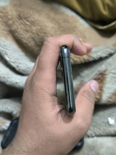 iphone 11 pro Esim Glitch 64 gb