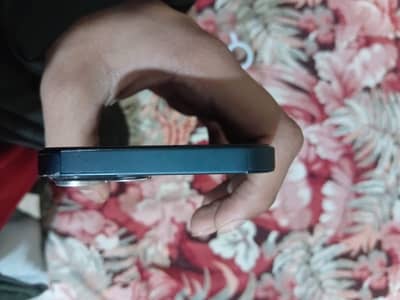 Mobile iPhone 13 for sale