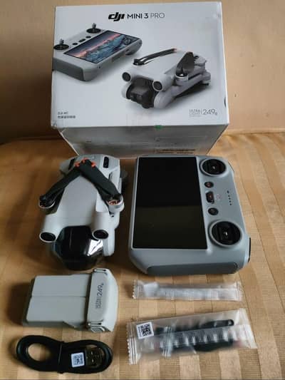 DJI Mani 3 pro with full box urgent sale connect wtp