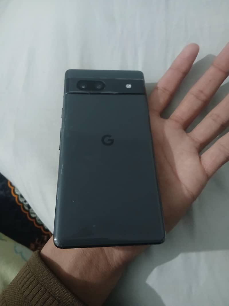 Google pixel 7A 3