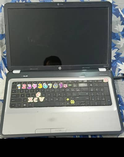 ‎HP PAVILION G7 AMD  A6 4TH generation 17.3 screen 4gb 250hd