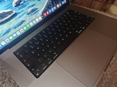 MACBOOK pro m1 max 16" 32/512
