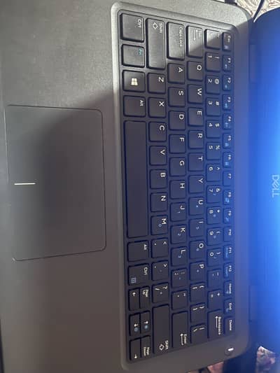 Dell latitude 3300